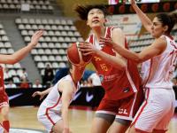 杏彩体育入口-扛起进攻！韩旭第三节独得8分三节打完11中7贡献16分9板1断2帽