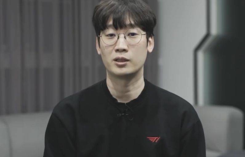 包含JoeMarsh：能决定选手历史地位的，永远是11月的召唤师杯50亮588回复英雄联盟的词条